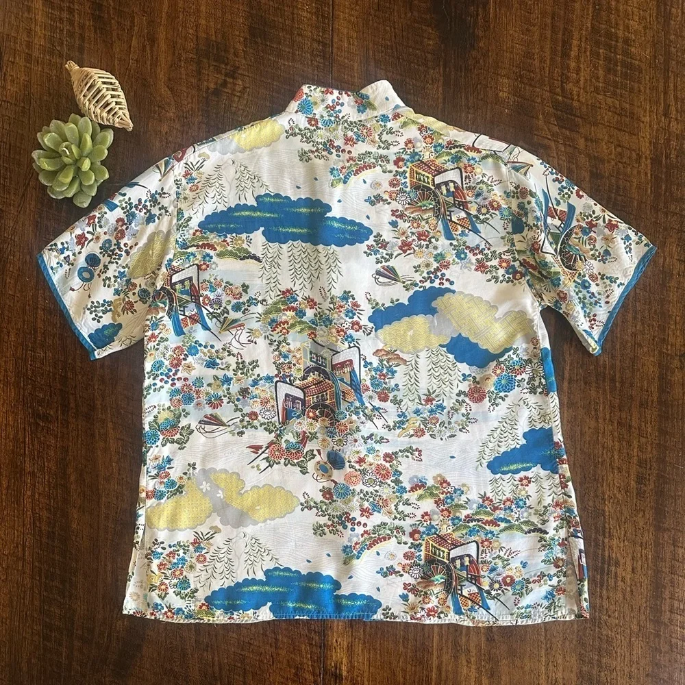 Vintage Japanese Print Top with Mandarin Collar and Frog Closures, Size M - Picture 2 of 11